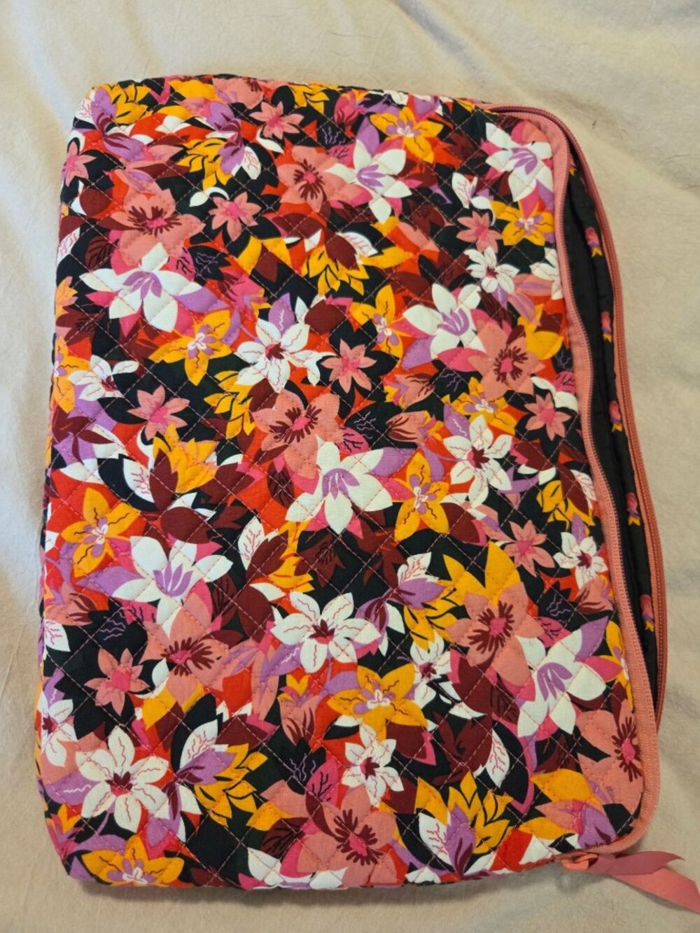 Vera Bradley Floral Quilted Computer laptop Case Bag Multicolor zip college